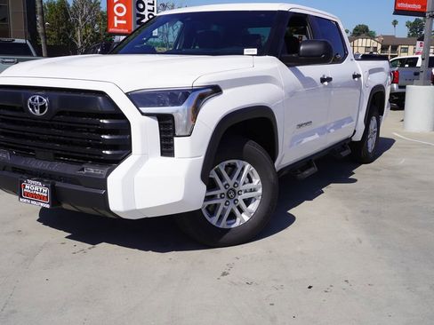 New 2026 Toyota Tundra SR5 image 2