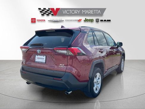 Used 2020 Toyota RAV4 XLE w/ All Weather Liner Package AWD/4WD image 5