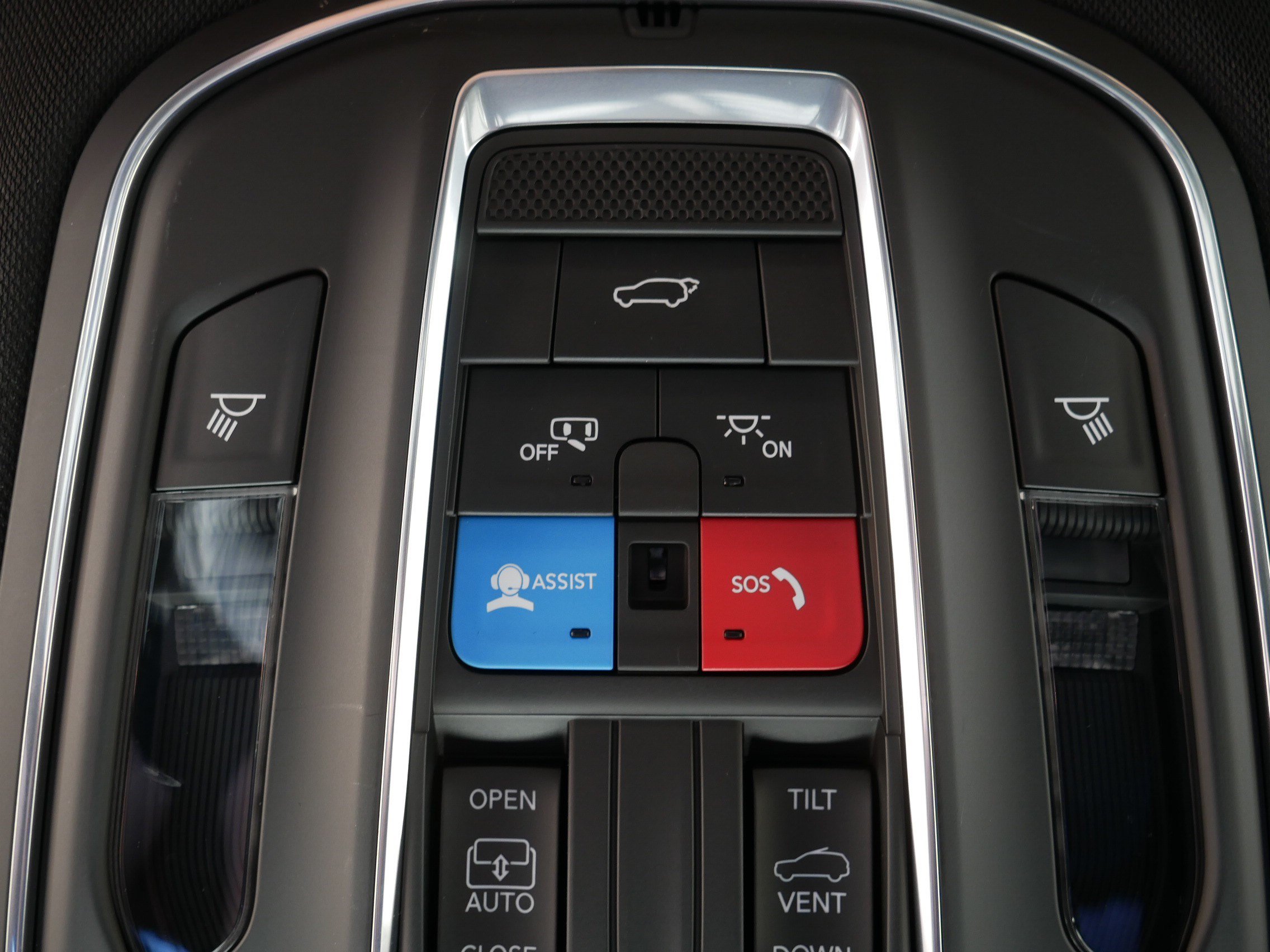 Used 2023 Jeep Grand Cherokee Altitude AWD/4WD image 33