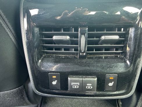 Used 2021 Toyota Avalon Limited w/ Advanced Safety Package FWD image 21