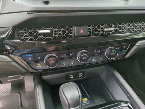 Used 2023 Honda Accord Touring image 28
