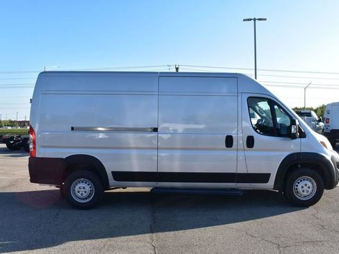 New 2026 RAM ProMaster 2500 w/ Convenience Group image 8