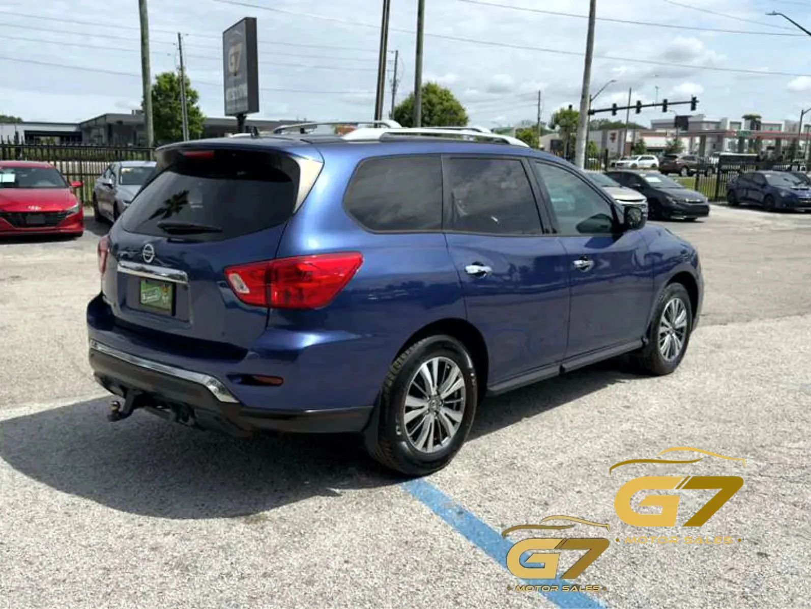 Used 2018 Nissan Pathfinder S FWD image 7