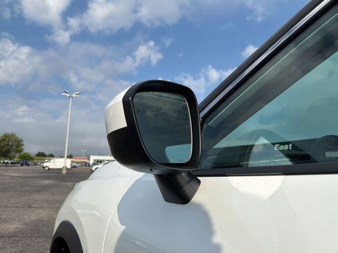 Used 2026 Nissan Rogue SV FWD image 26