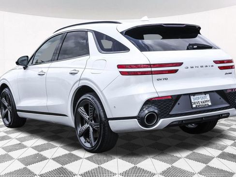 Used 2023 Genesis GV70 3.5T Sport w/ Sport Prestige Package AWD/4WD image 21