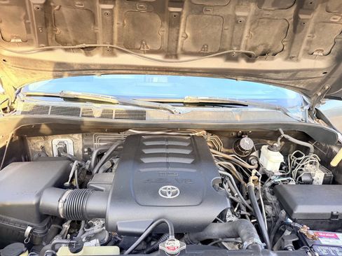 Used 2011 Toyota Tundra 2WD Double Cab w/ Tow Pkg image 22