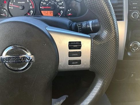 Used 2015 Nissan Frontier SV image 8