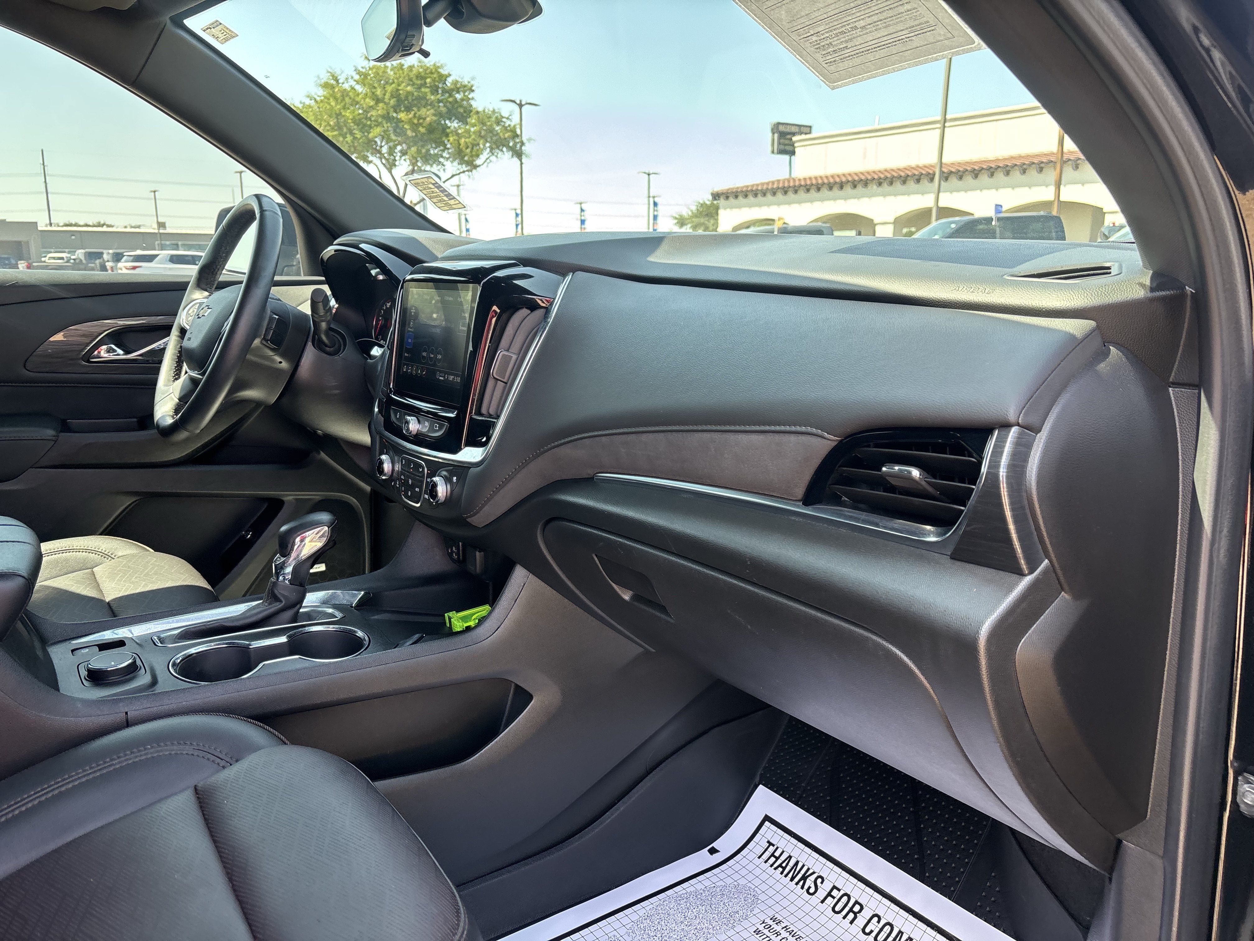 Used 2023 Chevrolet Traverse High Country w/ LPO, Floor Liner Package FWD image 25