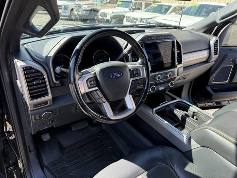 Used 2022 Ford F350 Platinum image 27