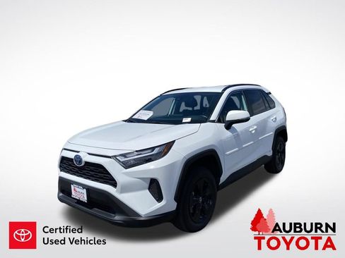 Certified 2024 Toyota RAV4 LE AWD/4WD image 4
