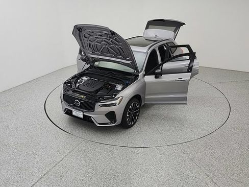 New 2026 Volvo XC60 B5 Ultra w/ Climate Package AWD/4WD image 21