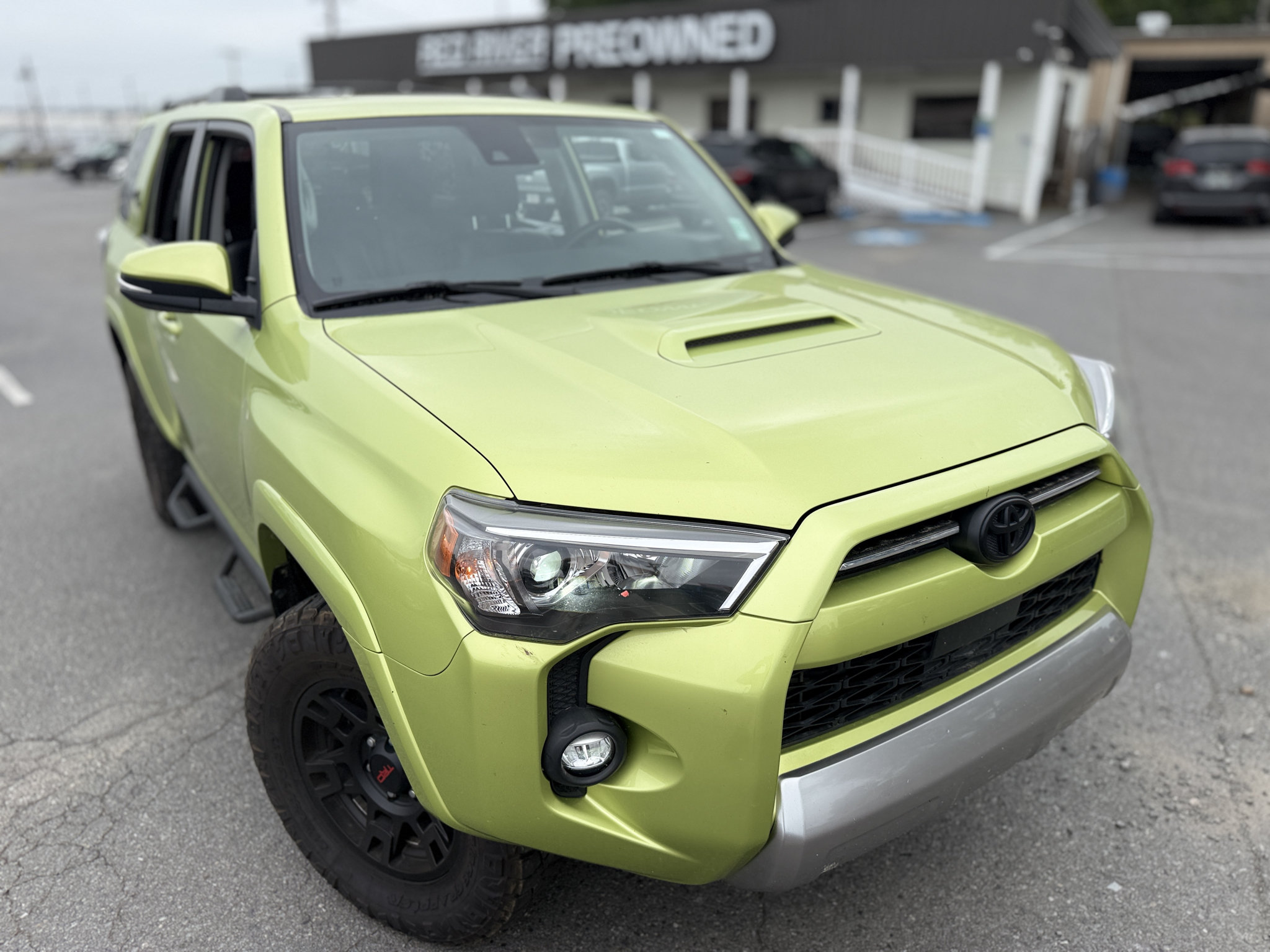 Used 2023 Toyota 4Runner TRD Off-Road Premium AWD/4WD image 14