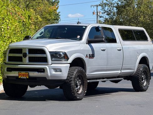 Used 2016 RAM 2500 Laramie w/ Sport Appearance Group AWD/4WD image 8