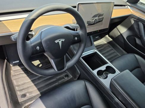 Used 2022 Tesla Model 3 Long Range AWD/4WD image 26