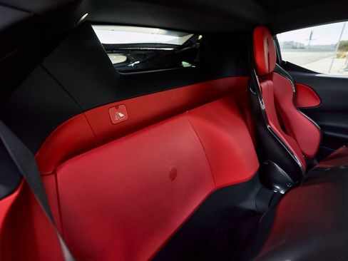 Used 2022 Ferrari SF90 Stradale image 49