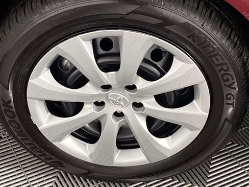 Used 2025 Toyota Corolla LE FWD image 25