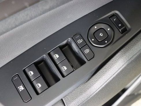 New 2026 Kia Sportage SX FWD image 17