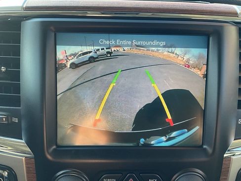 Used 2016 RAM 1500 Laramie w/ Convenience Group image 14