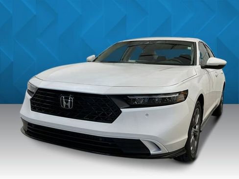 New 2025 Honda Accord EX-L image 10