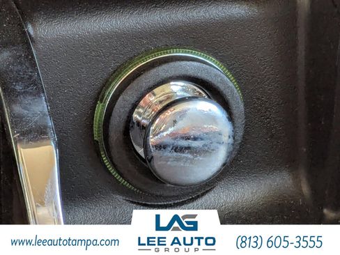 Used 2005 Jaguar XJ8 image 22