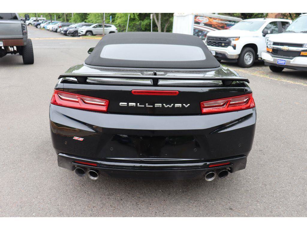 Used 2016 Chevrolet Camaro SS RWD image 6