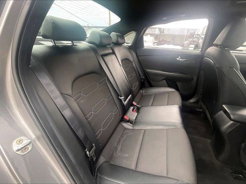 Used 2023 Kia Forte GT-Line w/ GT-Line Premium Package image 32