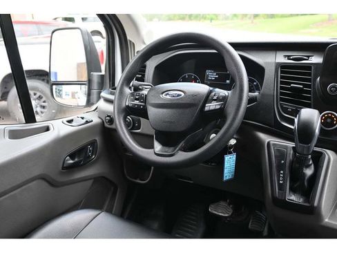 Used 2022 Ford Transit 350 XL image 26