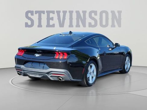Used 2026 Ford Mustang Coupe RWD image 5