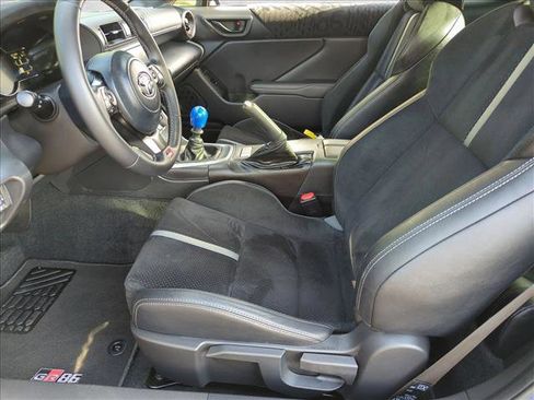 Used 2025 Toyota GR86 Premium w/ Performance Package RWD image 15