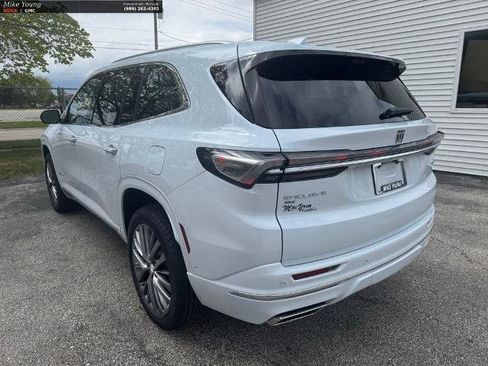 New 2026 Buick Enclave Avenir w/ Super Cruise Package AWD/4WD image 4