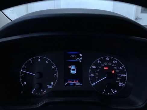 Certified 2025 Toyota Corolla LE image 30