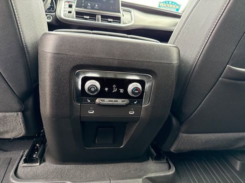 Certified 2024 GMC Yukon AT4 w/ Technology Package AWD/4WD image 36