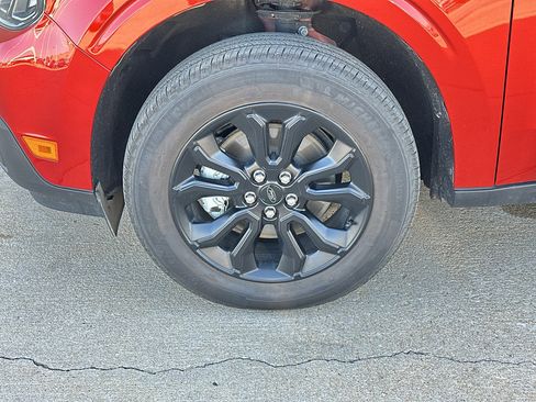 Used 2024 Ford Maverick XLT w/ XLT Luxury Package image 3