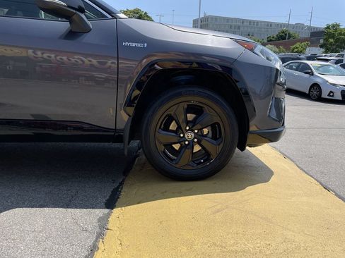 Used 2020 Toyota RAV4 XSE AWD/4WD image 11