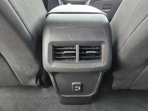 Used 2019 Chevrolet Equinox LT AWD/4WD image 11