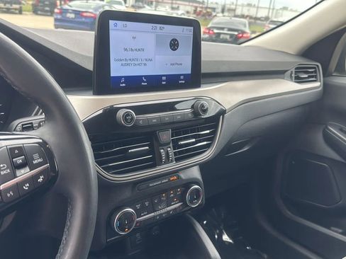 Used 2022 Ford Escape SE w/ Convenience Package image 25