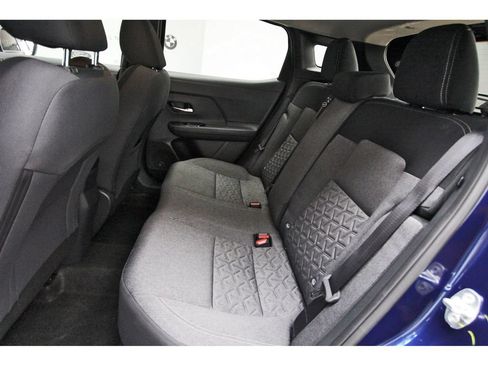 Used 2026 Nissan Kicks SV FWD image 13