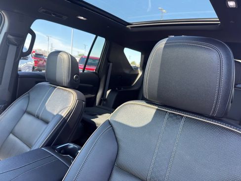 Certified 2026 Chevrolet Traverse High Country w/ LPO, Floor Liner Package AWD/4WD image 28