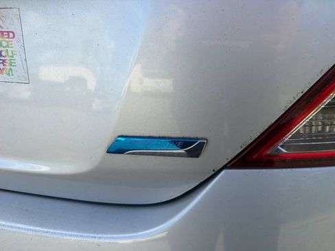 Used 2012 Nissan Versa S w/ Cruise Control Pkg FWD image 18