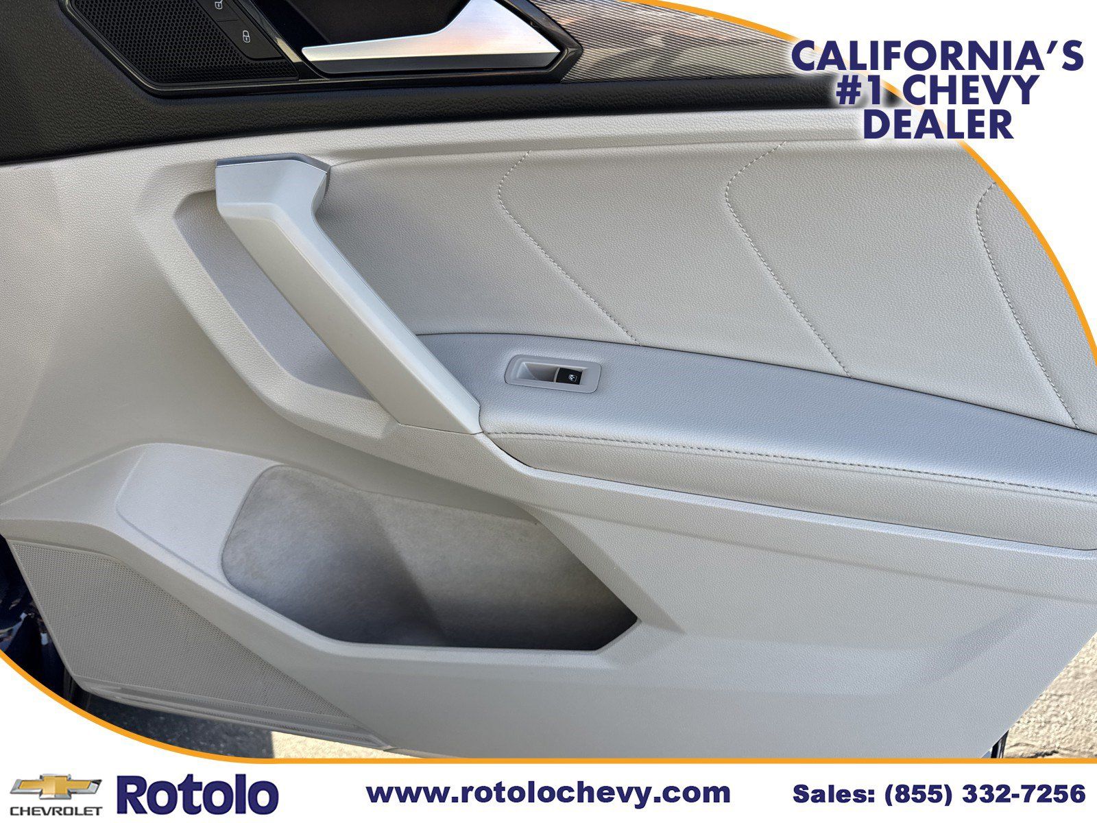 Used 2022 Volkswagen Tiguan SE AWD/4WD image 9