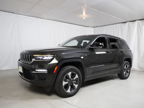 Used 2024 Jeep Grand Cherokee Limited 4xe AWD/4WD image 21