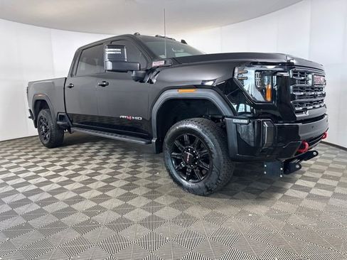 Used 2024 GMC Sierra 2500 AT4 w/ AT4 Premium Plus Package image 2