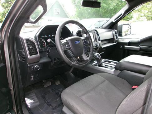 Used 2018 Ford F150 XLT w/ Equipment Group 302A Luxury AWD/4WD image 5