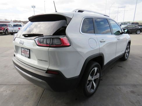 Used 2020 Jeep Cherokee Limited image 7