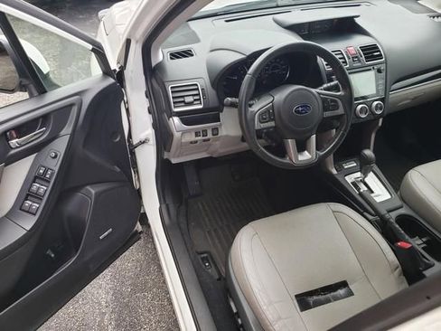 Used 2018 Subaru Forester 2.5i Limited w/ Popular Package #2 AWD/4WD image 10