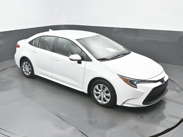 Used 2024 Toyota Corolla LE FWD image 26