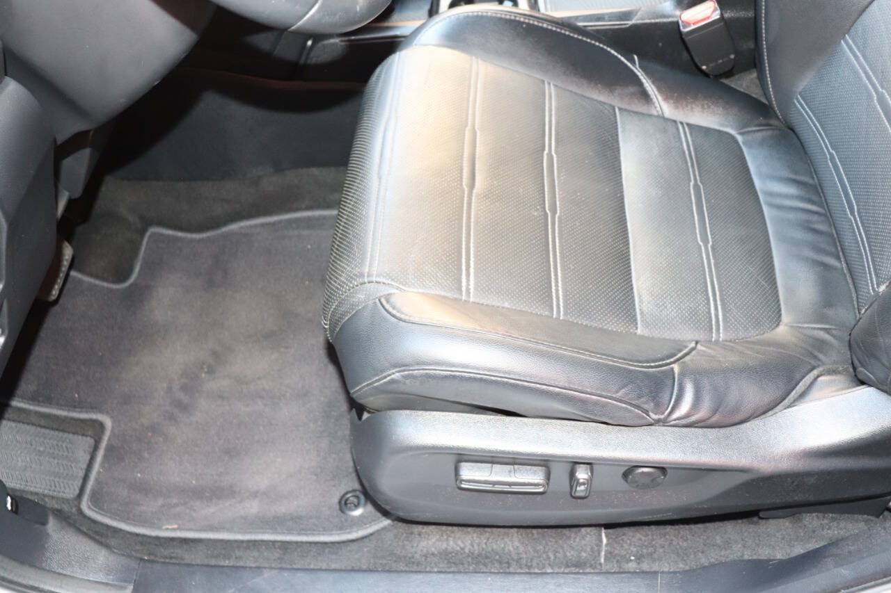 Used 2019 Honda CR-V EX-L image 17