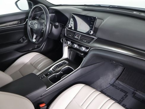 Used 2022 Honda Accord Sport image 24