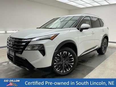 Certified 2025 Nissan Rogue Platinum w/ Tech Package