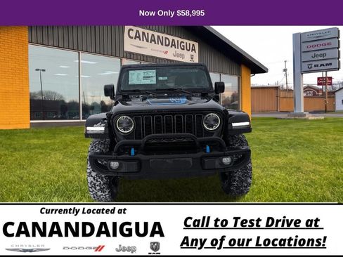 Used 2023 Jeep Wrangler Unlimited Rubicon 4xe AWD/4WD image 7